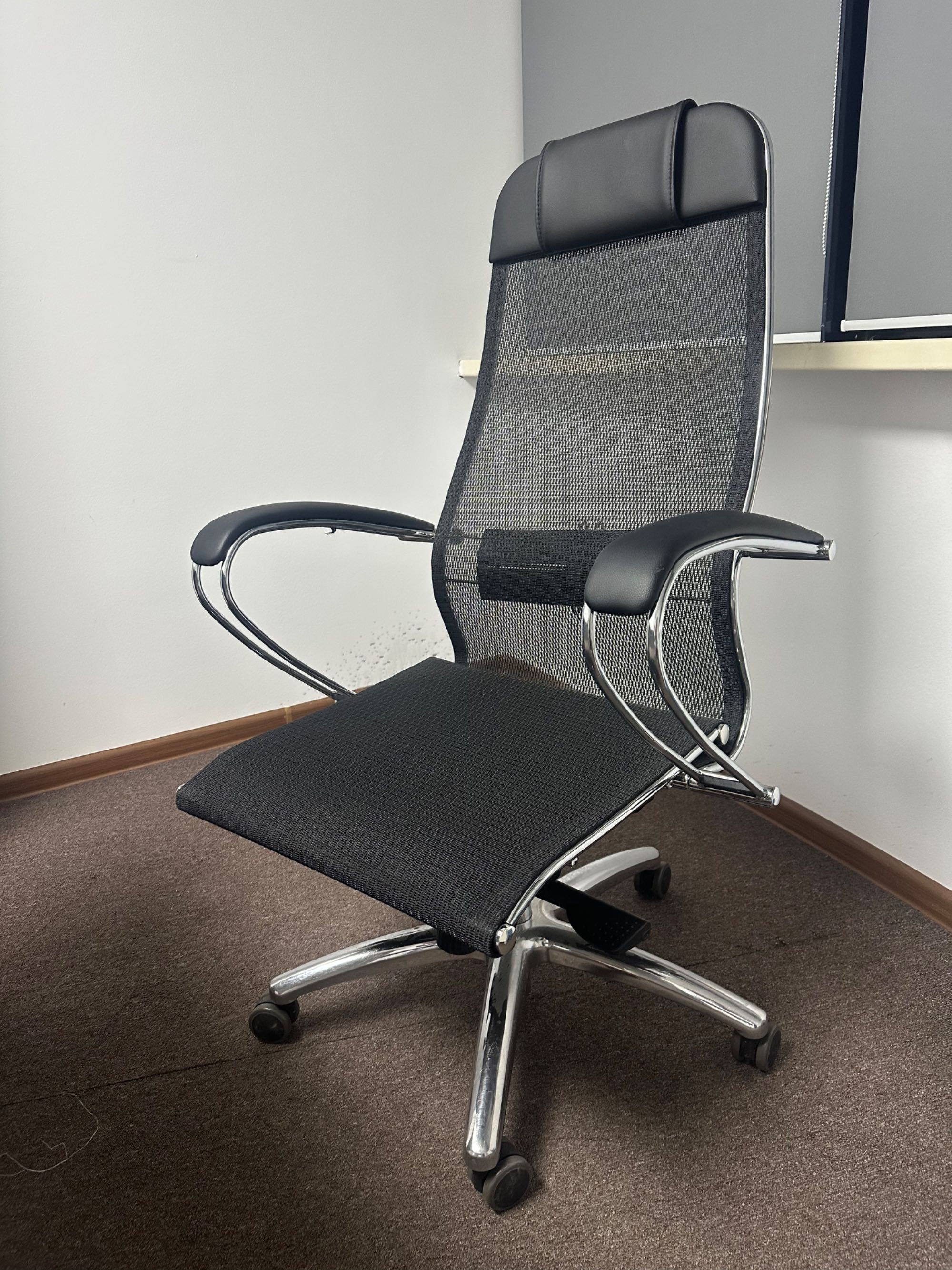 продается офисное кресло