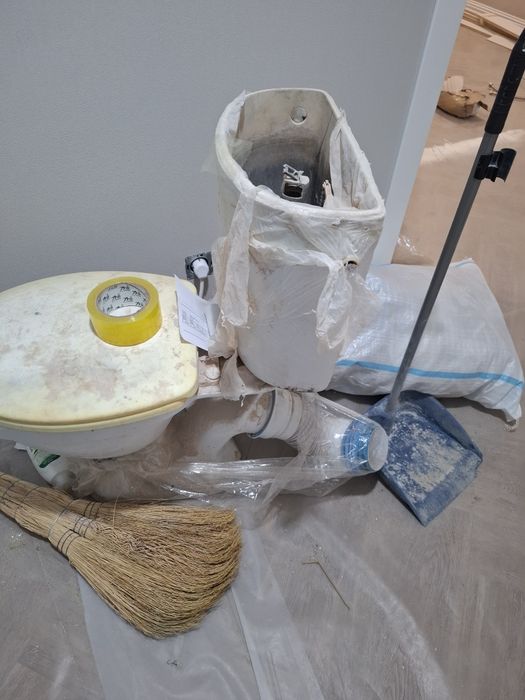 Продам срочно унитаз б/у!