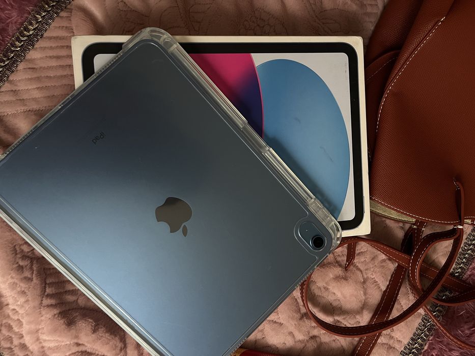 Планшет Apple iPad 2022 4 Гб/256 Гб синий