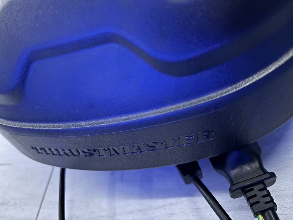 Геймърски Волан thrustmaster t300