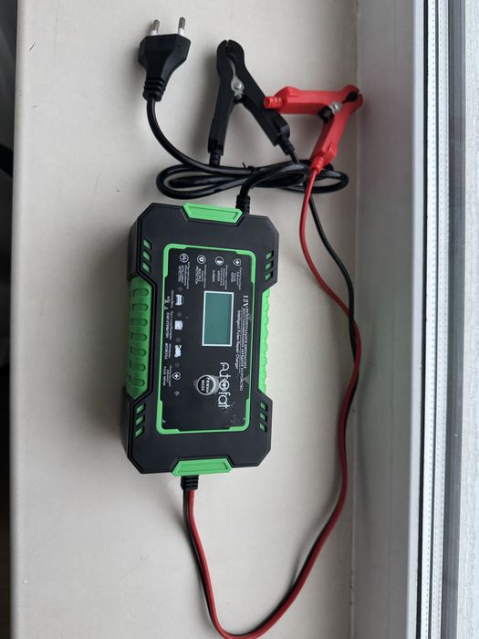 Зарядное для аккумуляторов