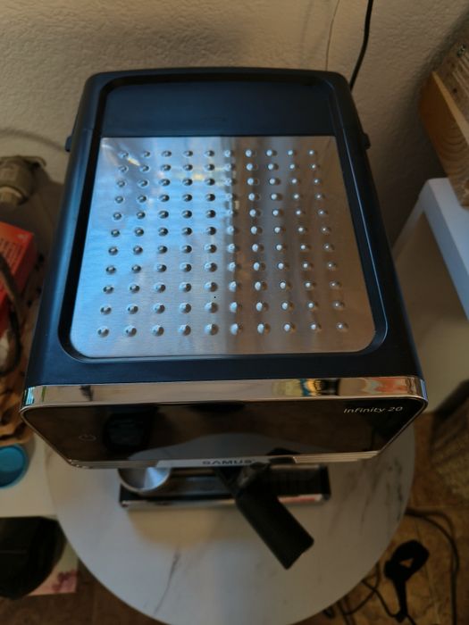 Vând aparat de cafea SAMUS INFINITY 20