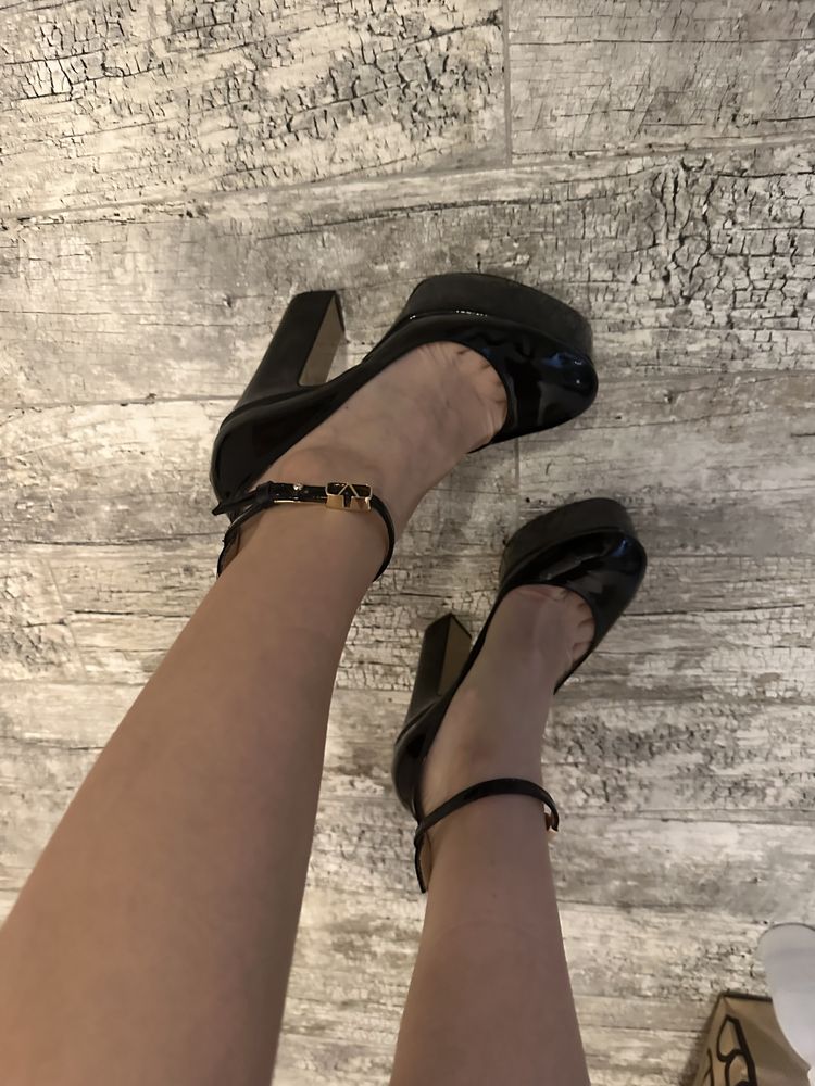 Обувки Valentino 37 номер