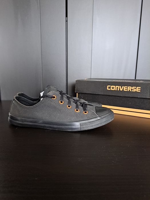 Încălțăminte sport Tenisi Converse – stare foarte bună