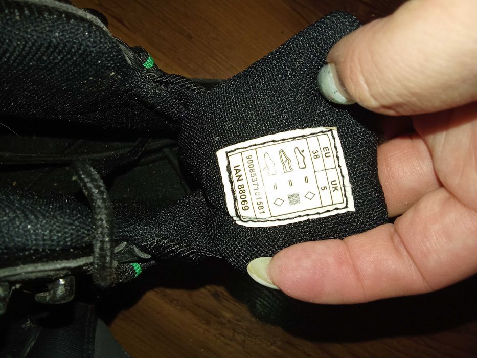 Маратонки 38р дамски нови