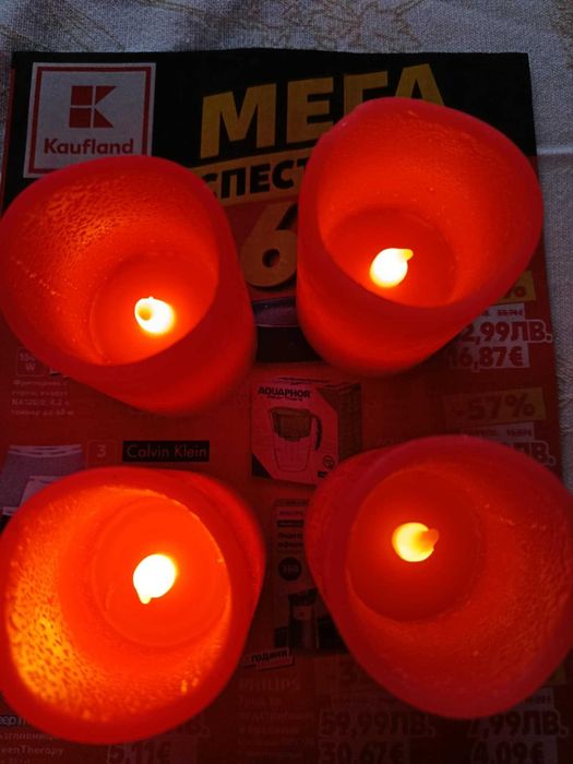4 броя LED свещи с включени батерии