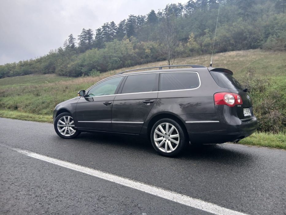 Vând sau schimb VW PASSAT