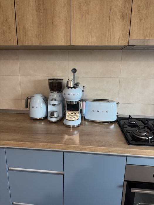 Espressor rasnita fierbator prajitor smeg