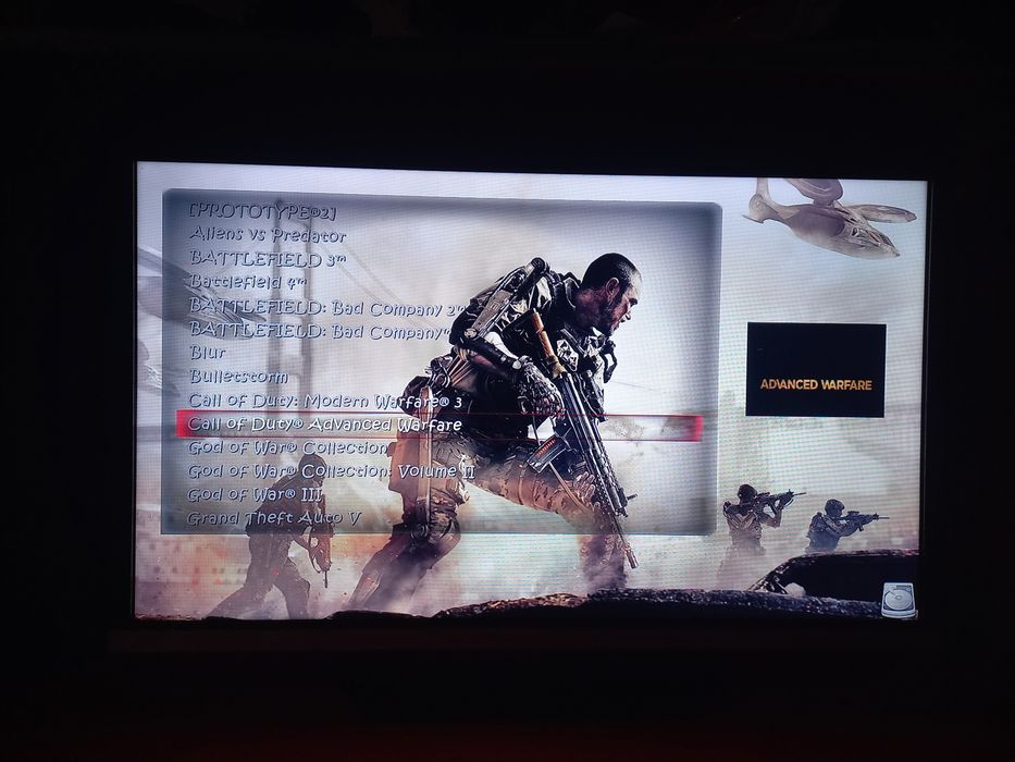 PS3 slim holati tiniq 2 ta djoystik 22 o'yinlari bor proshivfka bor.