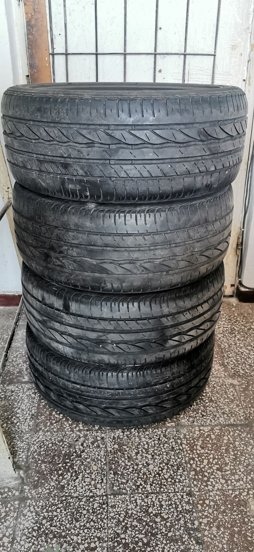 Anvelope vara Bridgestone Turanza 215/45 R16 3 buc