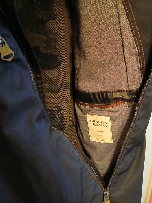 Мъжко яке Camel Active.