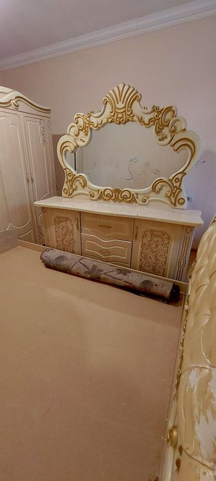 Spalni  srochni  sotiladi