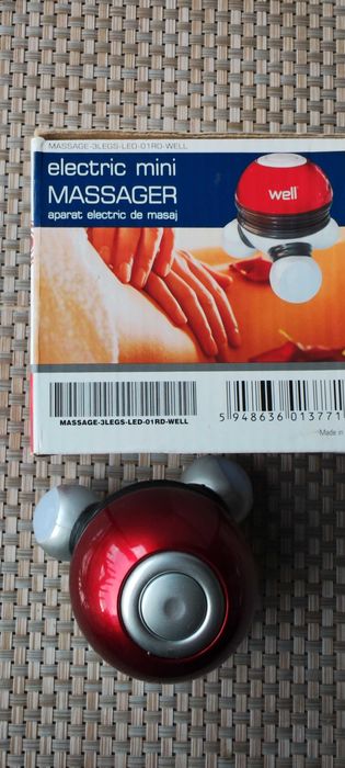 Aparat de masaj  LED, , ideal pentru spate,  masaj bland cu vibratii