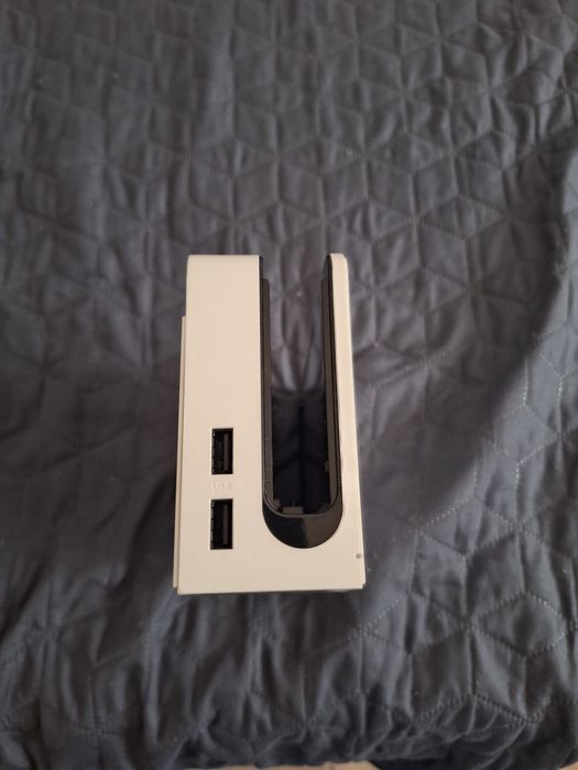 Vând Nintendo Switch OLED