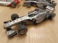 Machete McLaren Mercedes Formula 1 minichamps.Cititi anuntul