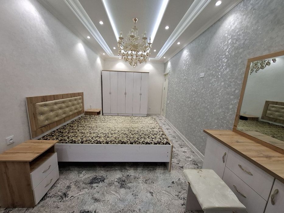 СдаетсЯ 3х комнатная Парцез