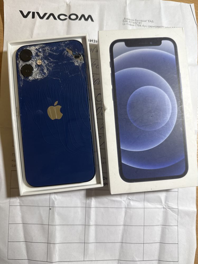 iPhone 12 Mini iCloud с документи и кутия