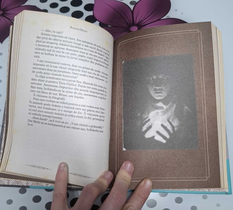 Miss Peregrine (vol 1) - Căminul copilor deosebiţi, de Ransom Riggs