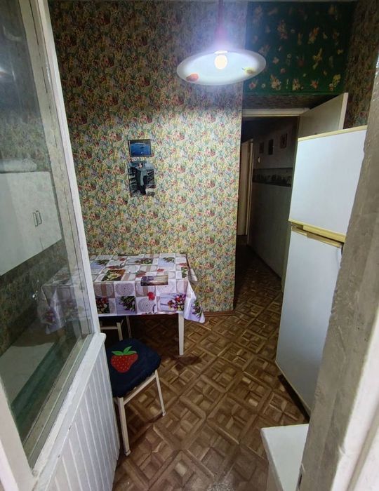 Срочно! Квартира на Чиланзар -Актепа 1/2/4 общ пл 42м ,балкон 2*6