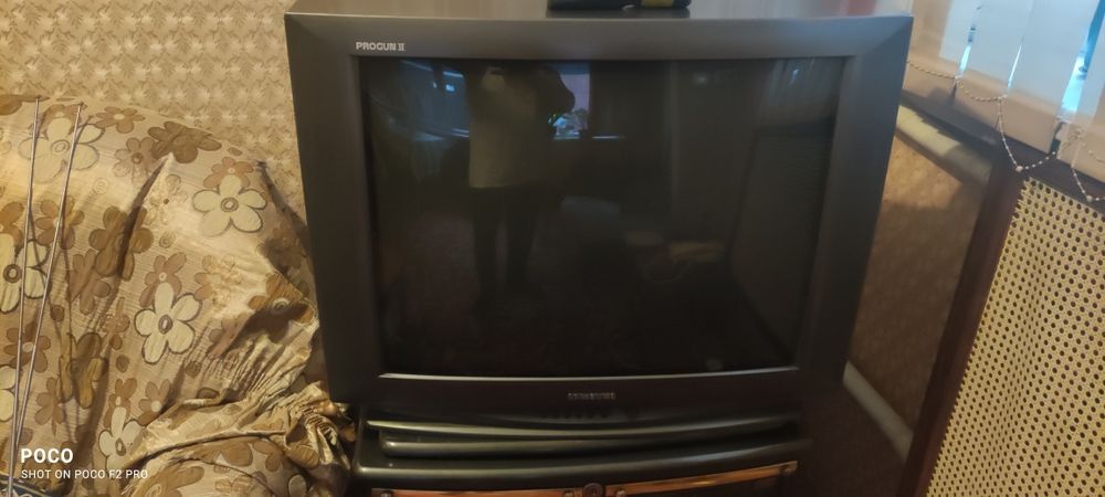 Продам телевизор самсунг