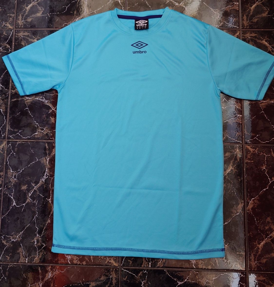 Мъжка тениска Umbro, размер М