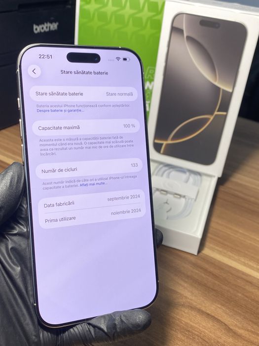 iPhone 16 Pro Max • 256 GB • Natural Titanium