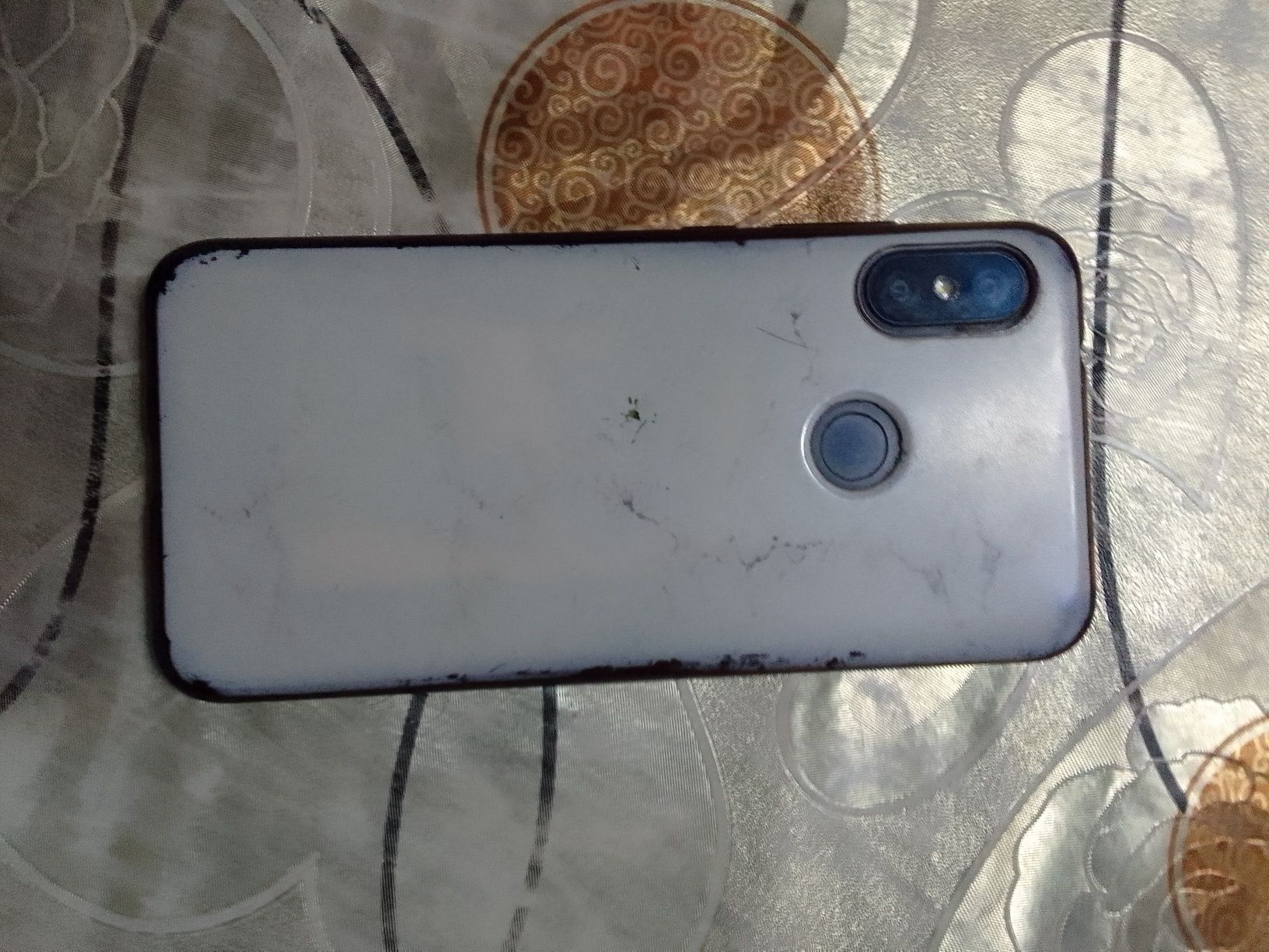 Продам Xiaomi Mi a2 lite