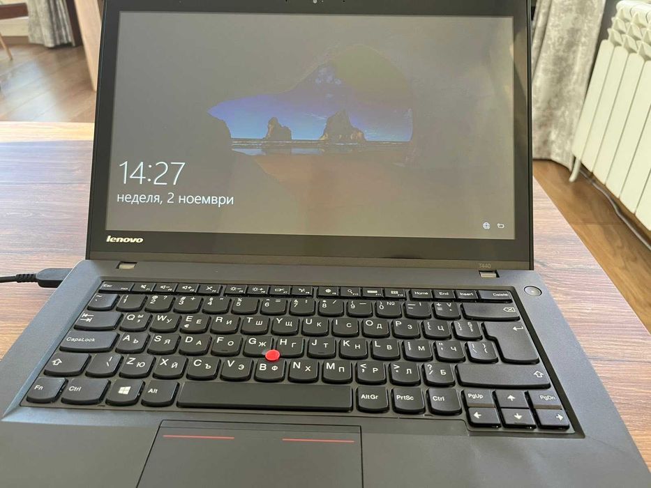 Laptop Lenovo ThinkPad T440 / 200gb SSD / i5 4300u CPU / 8gb RAM
