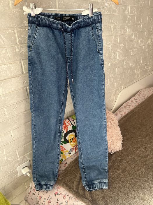 Дънки като нови Sinsay,Armani и др.