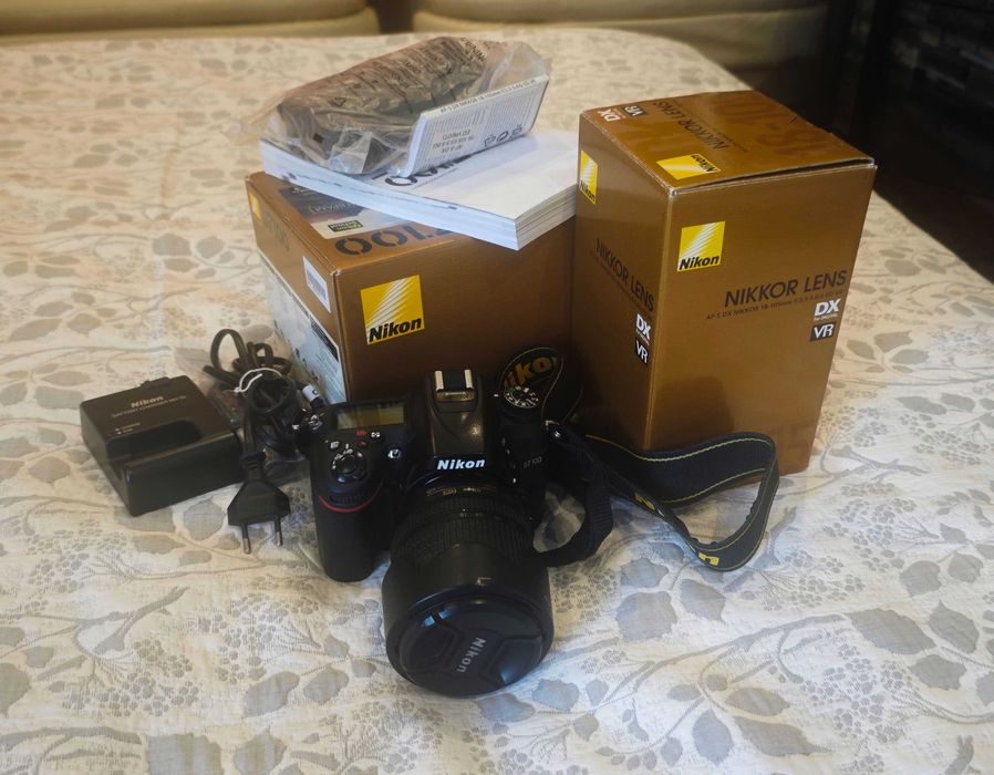 Зеркальный фотоаппарат Nikon D7100 + объектив AF-S DX NIKKOR 18-105mm