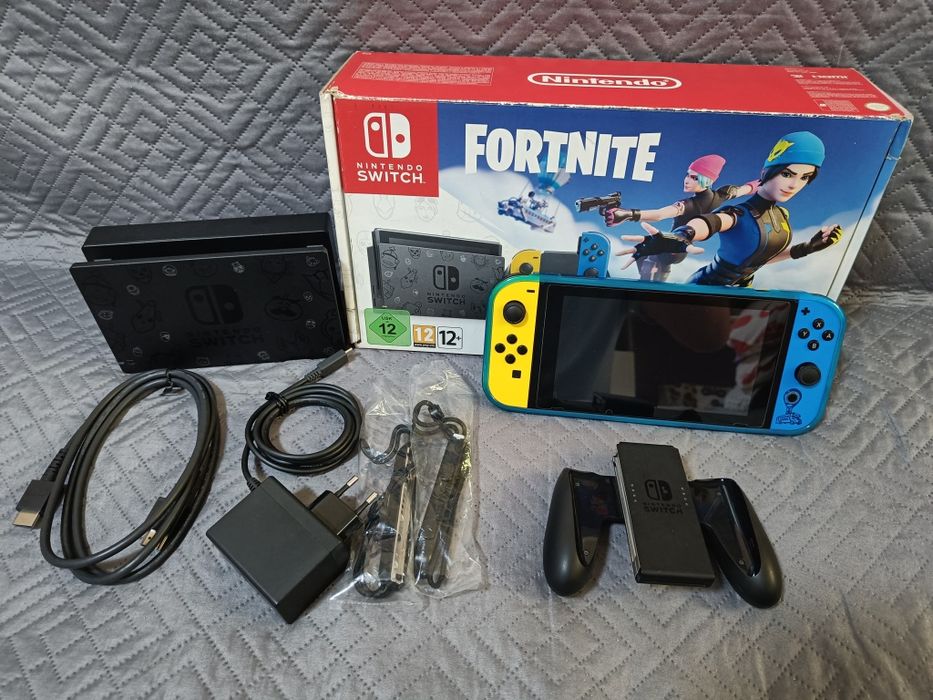 Nintendo switch 256 gb + 120 игр