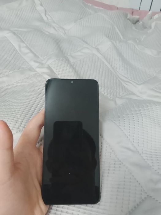 Продам редми а3 на запчасти