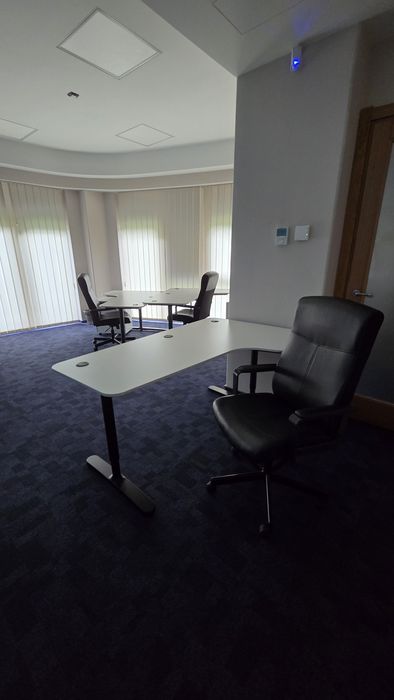 Офис столове - 3бр.