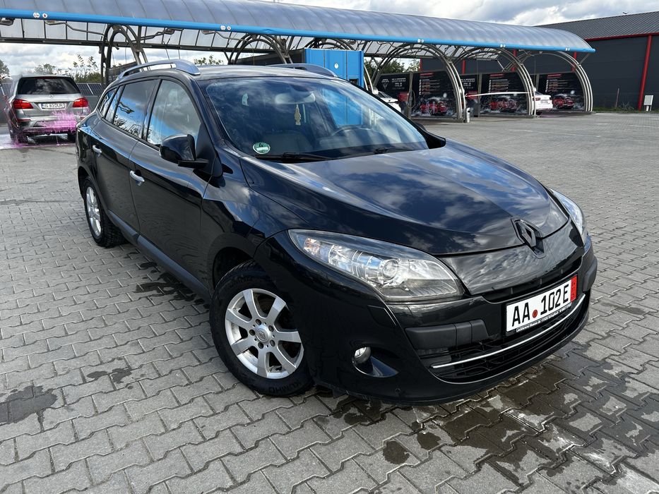 Renault Megane Luxe / Euro 5 / Diesel / 1.9 / Xenon /Carlig/ Incalzire
