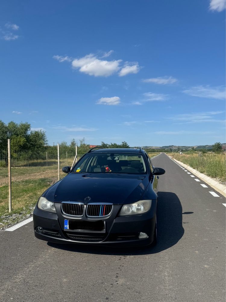 Vand sau schimb BMW seria 3 e91 320d