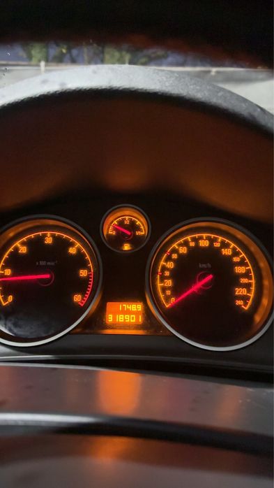 Opel Astra H 1.9 tdi