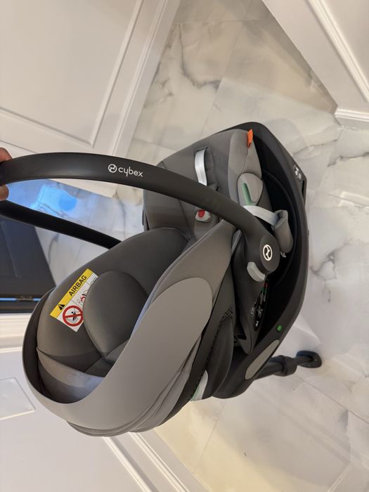 Vand scoica auto cybex cloud g i-size ca noua