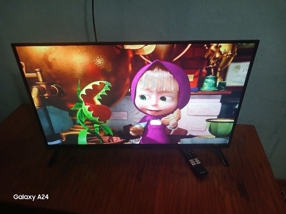 Телевизор новый 50000