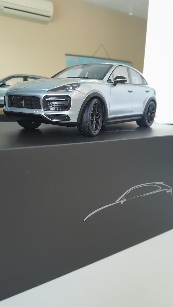 Porche cayenne количка 1/18