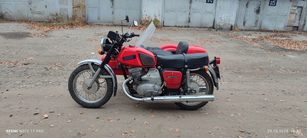 Иж планета 4,с документами,пробег 6500