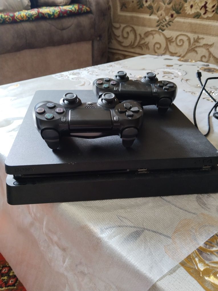 Play station 4 full 1TB