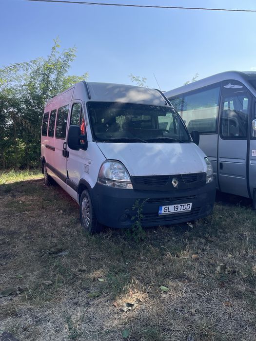 Vând Renault Master