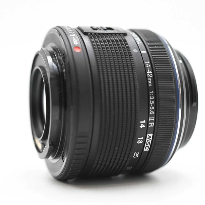 Obiectiv foto Olympus digital Zoom 14-42mm F3,5-5,3 II R MSC