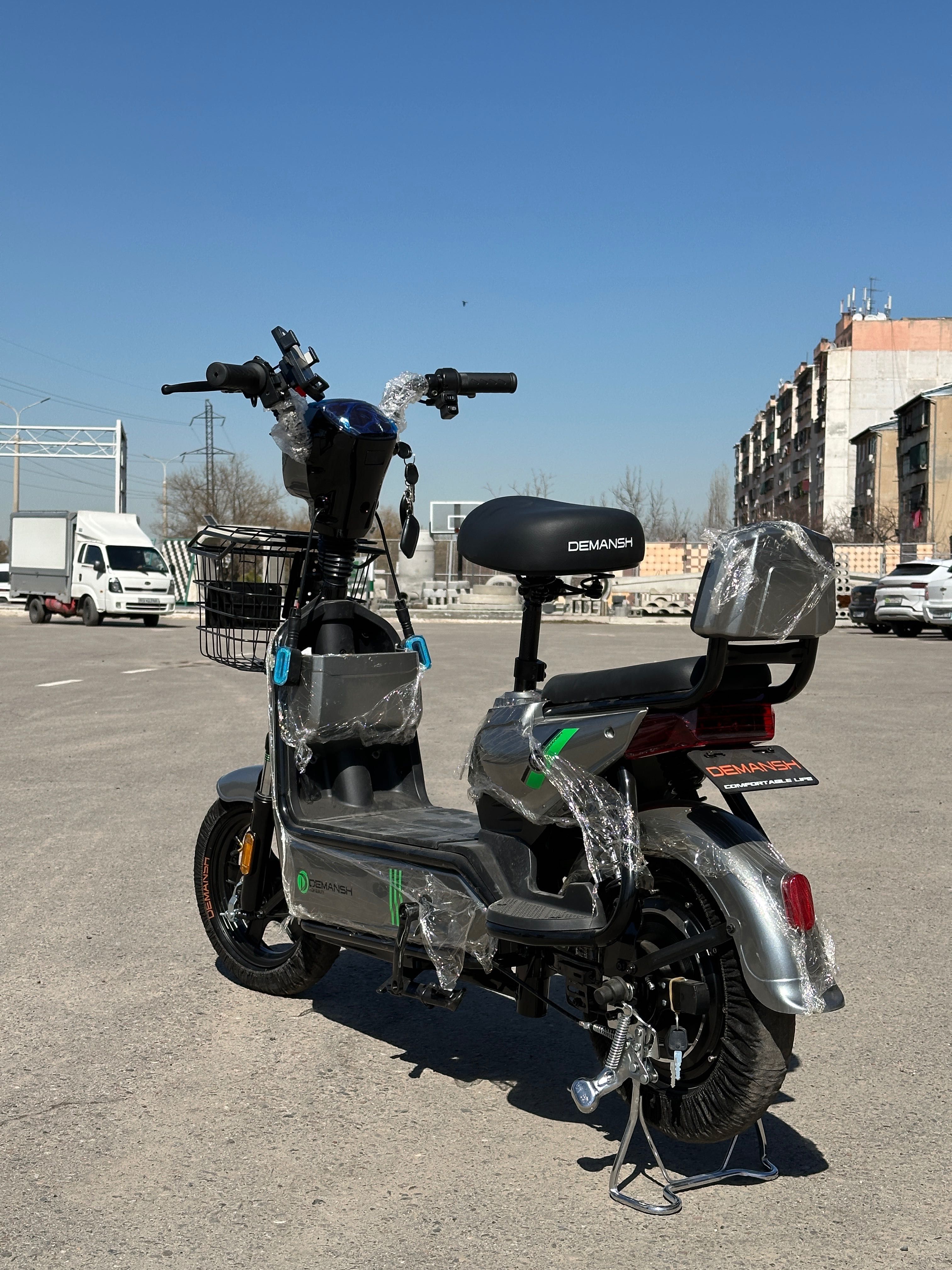 Skuter eng arzoni bizda optom narxda CH15