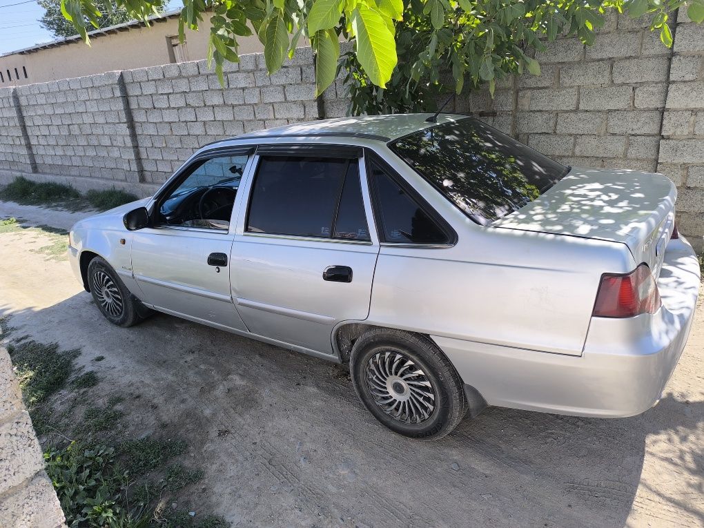 Nexia 2 sons matori 2009 yil