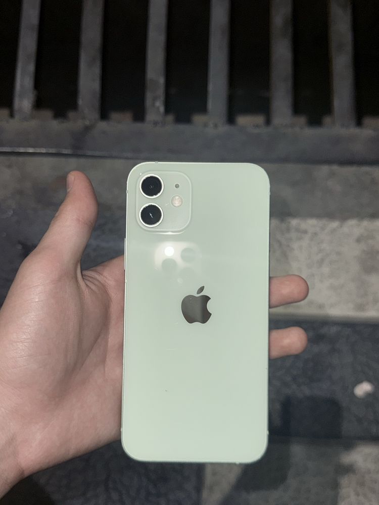 Iphone 12 mentol rang 64 tali 80 yomkost