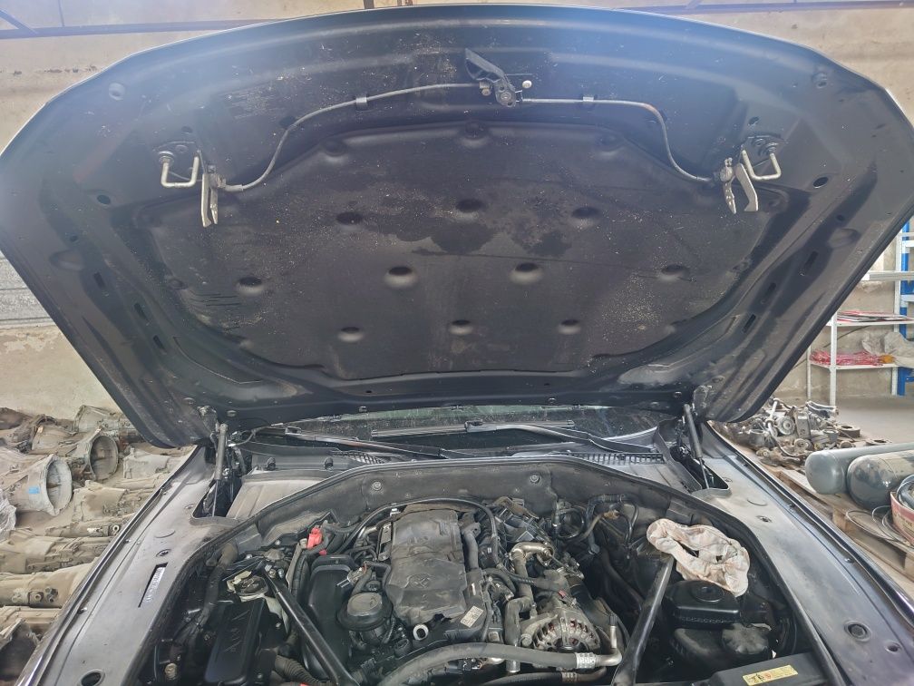 БМВ Преден заден капак бмв ф01 ф02 BMW F01 F02