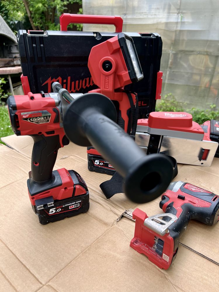 Milwaukee M18 set rindea lanterna autofiletante FPD2 M18BP CBLID SLED