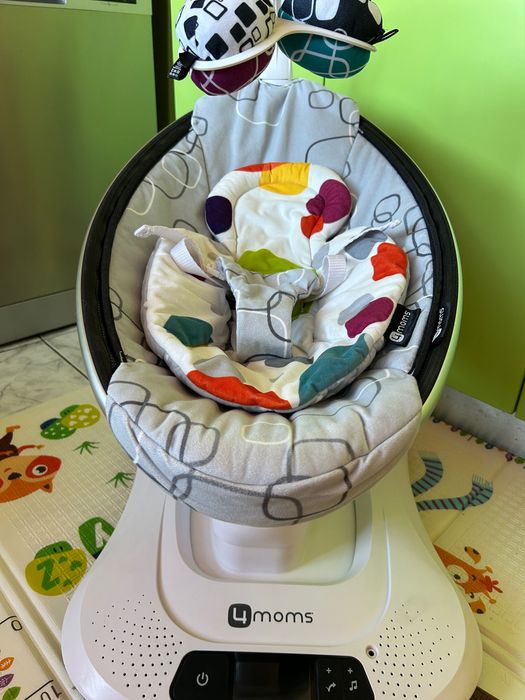 Бебешка люлка 4moms mamaRoo + подложка за новородено