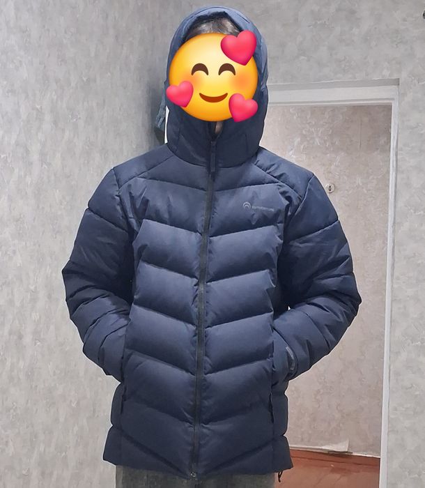 Продам Зимнюю куртку